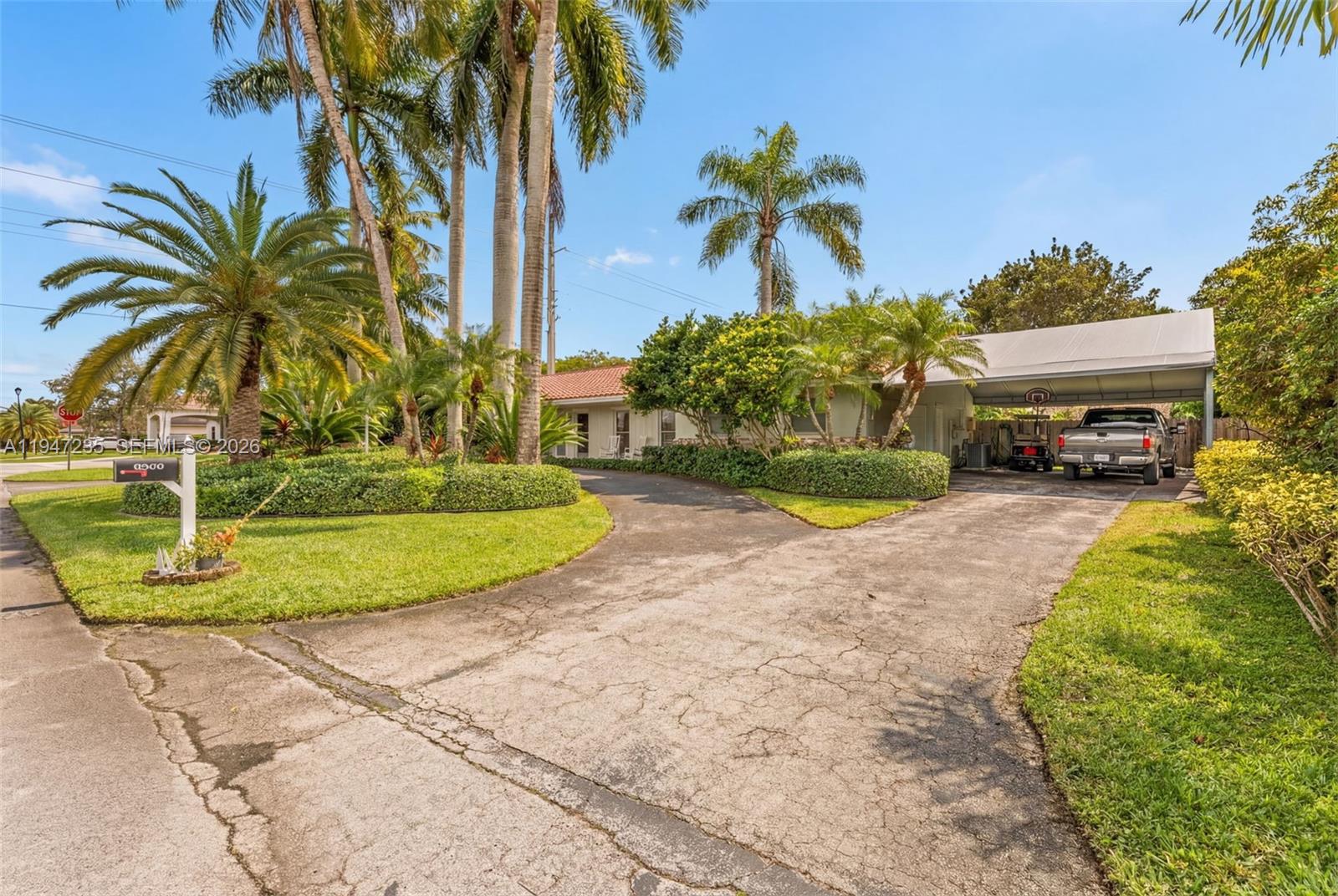 8200 SW 185th Ter, Cutler Bay FL 33157