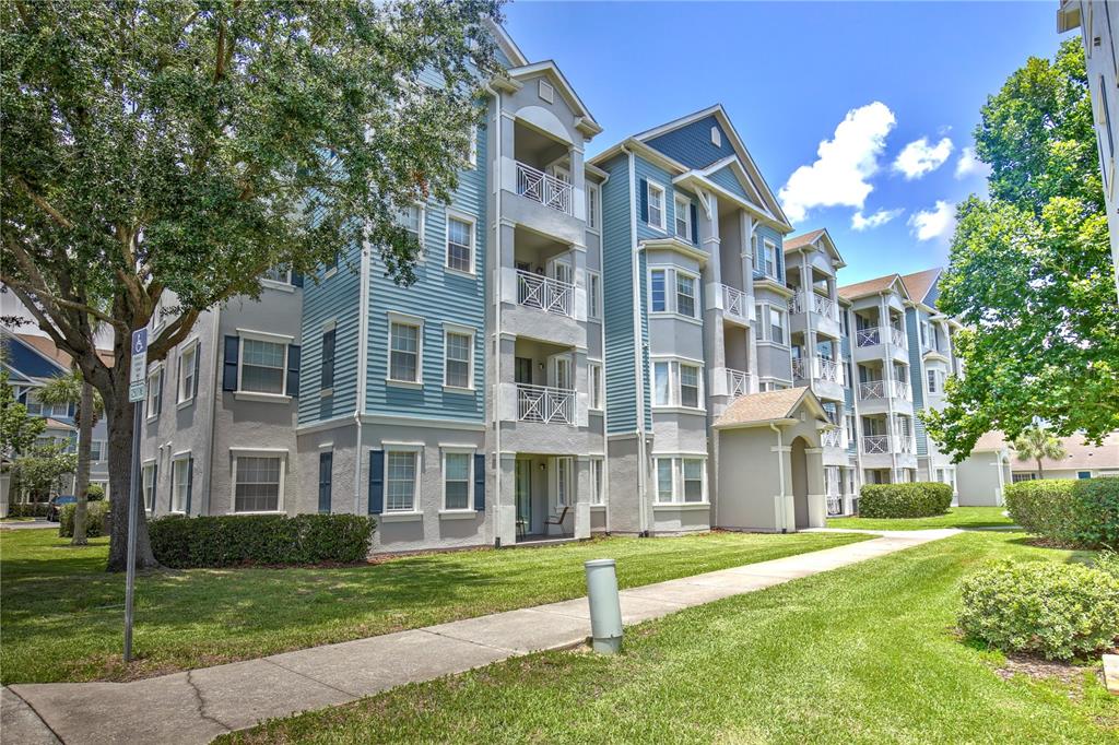 5255 CANE ISLAND LOOP UNIT 204