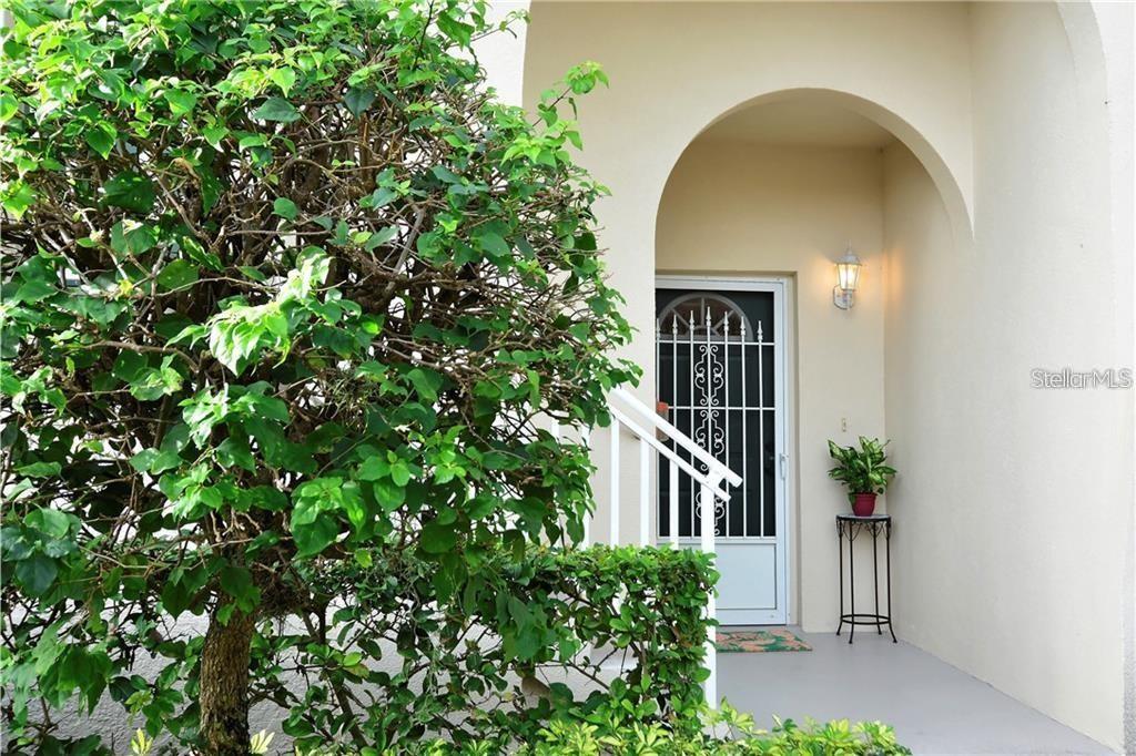 4270 CASTLEBRIDGE LANE UNIT 1714B1