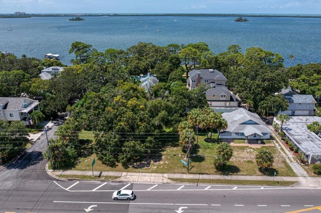1040 BROADWAY, DUNEDIN, FL — photo 2 of 24