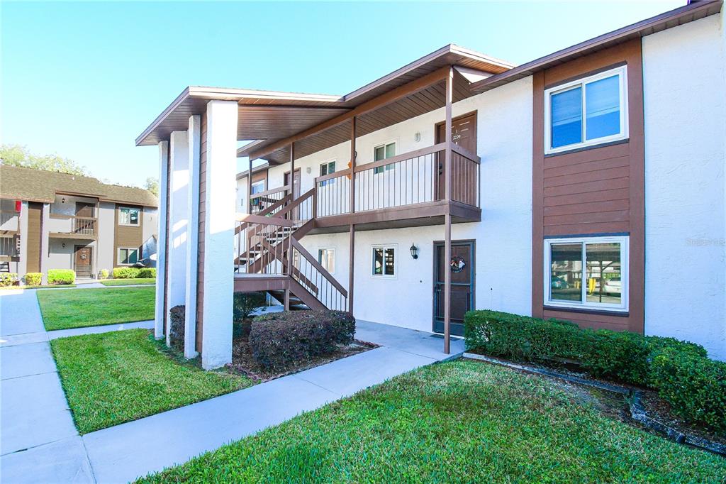 39132 COUNTY ROAD 54 UNIT 2220