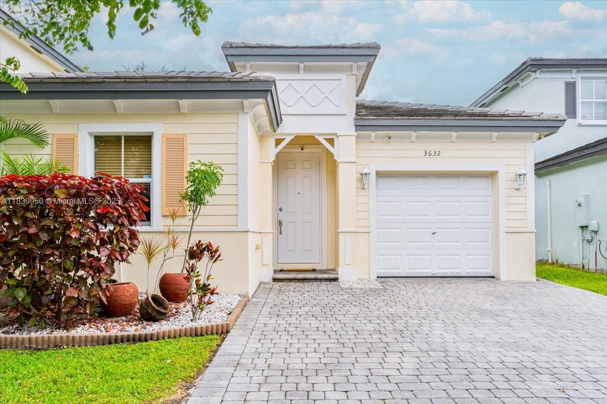 3632 NE 1st St, Homestead FL 33033
