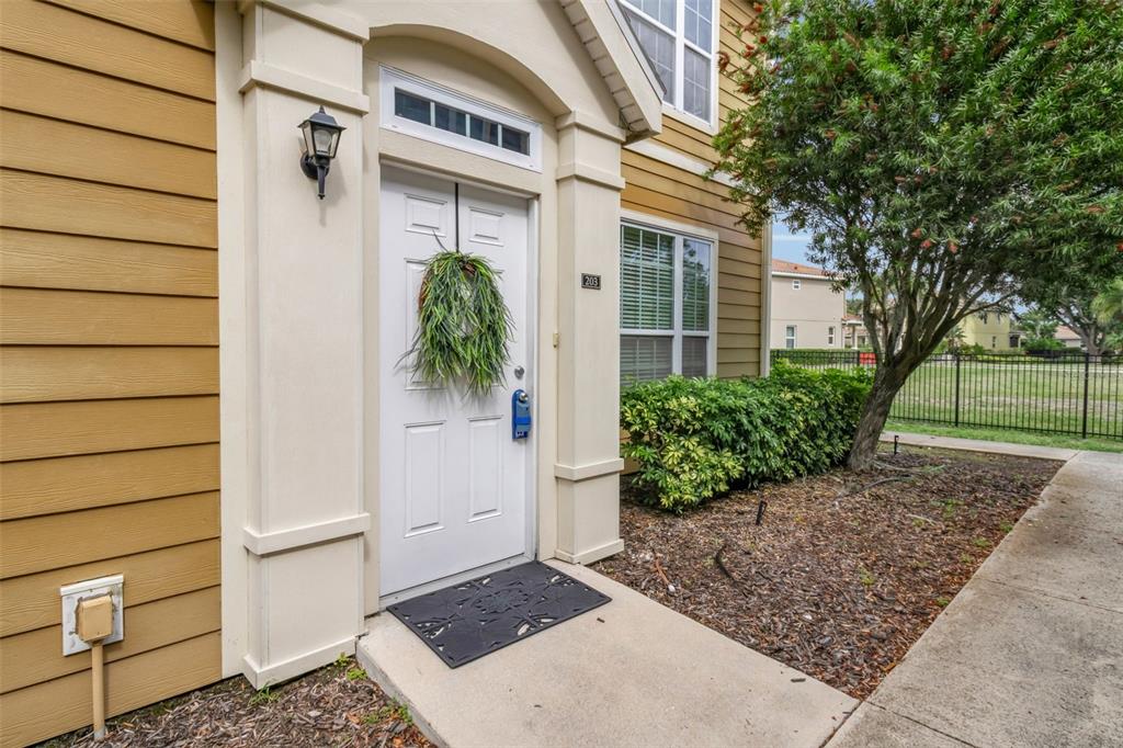 5511 ROSEHILL ROAD UNIT 203