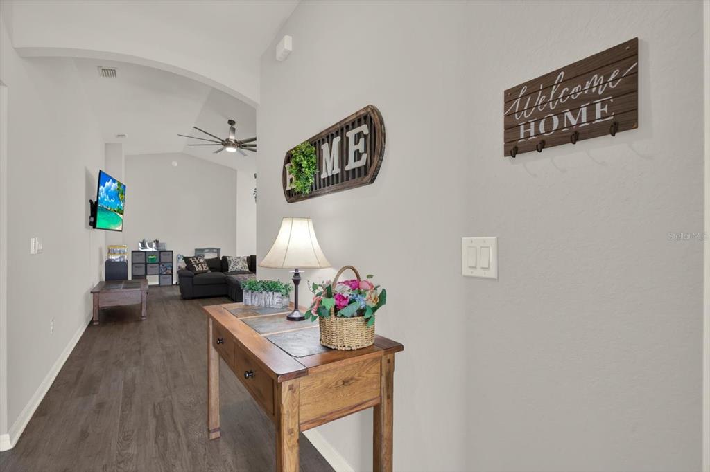 117 EAGLE SUMMIT DRIVE, RUSKIN, FL — photo 3 of 30