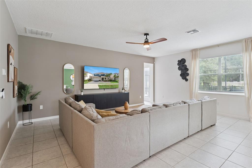 302 MARCELLO BOULEVARD, KISSIMMEE, FL — photo 4 of 30