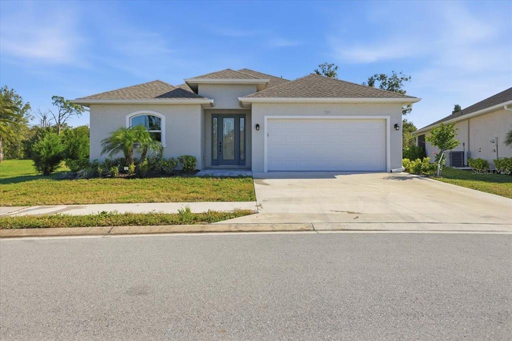 725 REDBUD COURT