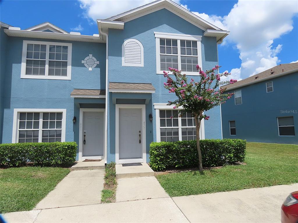427 WILTON CIRCLE
