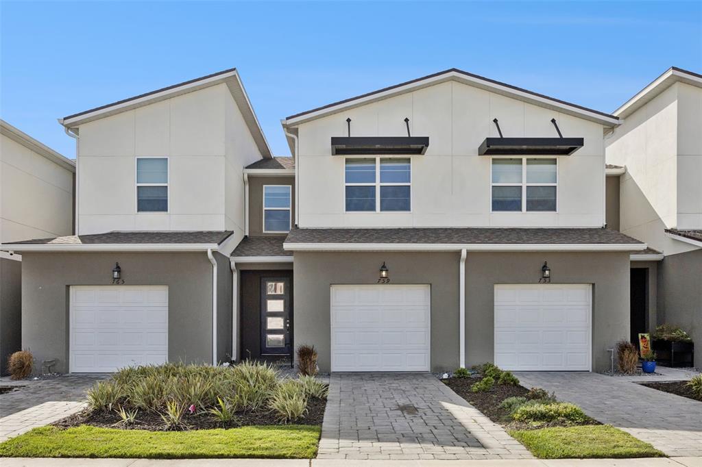 759 SPRING PALMS LOOP
