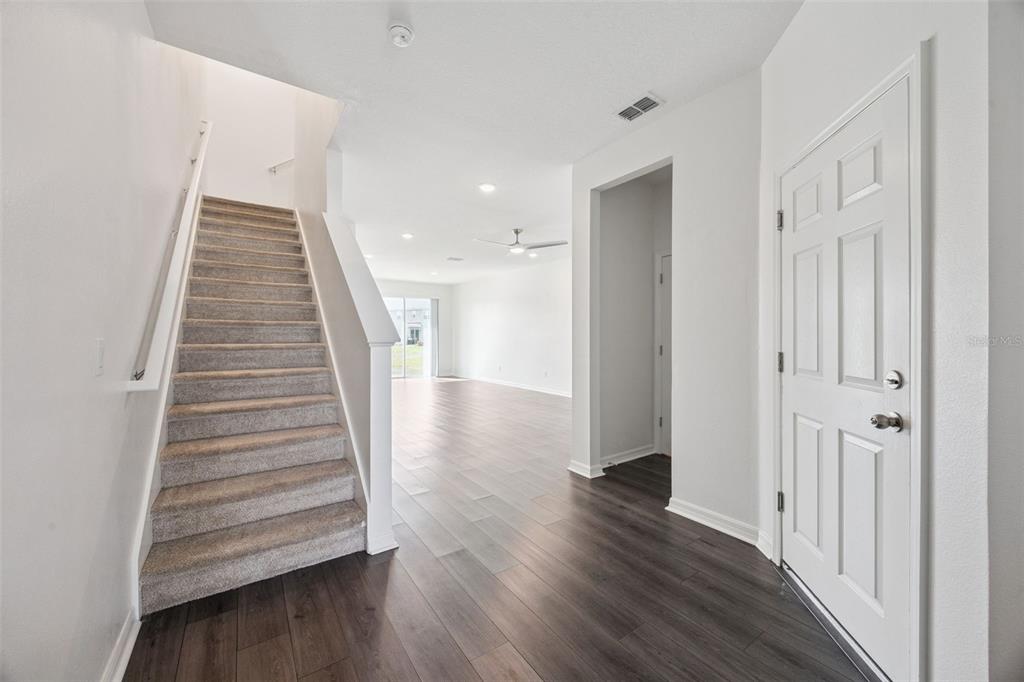 759 SPRING PALMS LOOP, ORLANDO, FL — photo 2 of 20