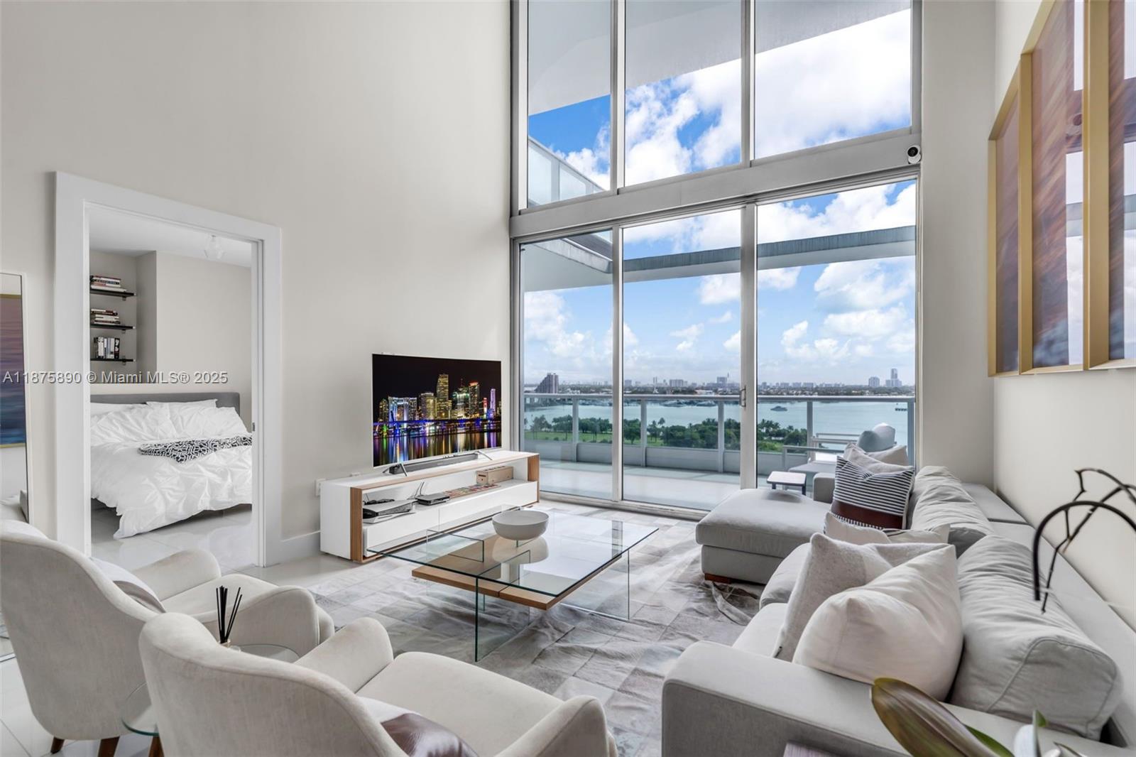 900 Biscayne Blvd # 1707, Miami FL 33132