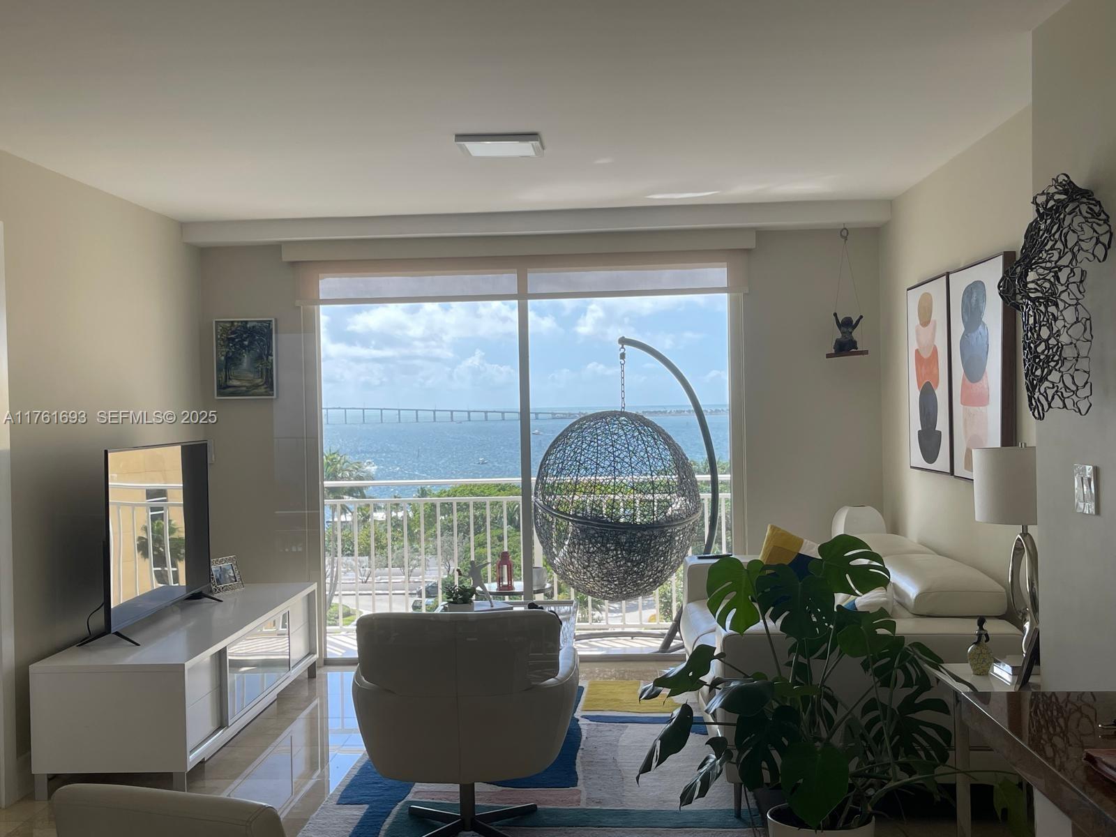 770 Claughton Island Dr # 904, Miami FL 33131