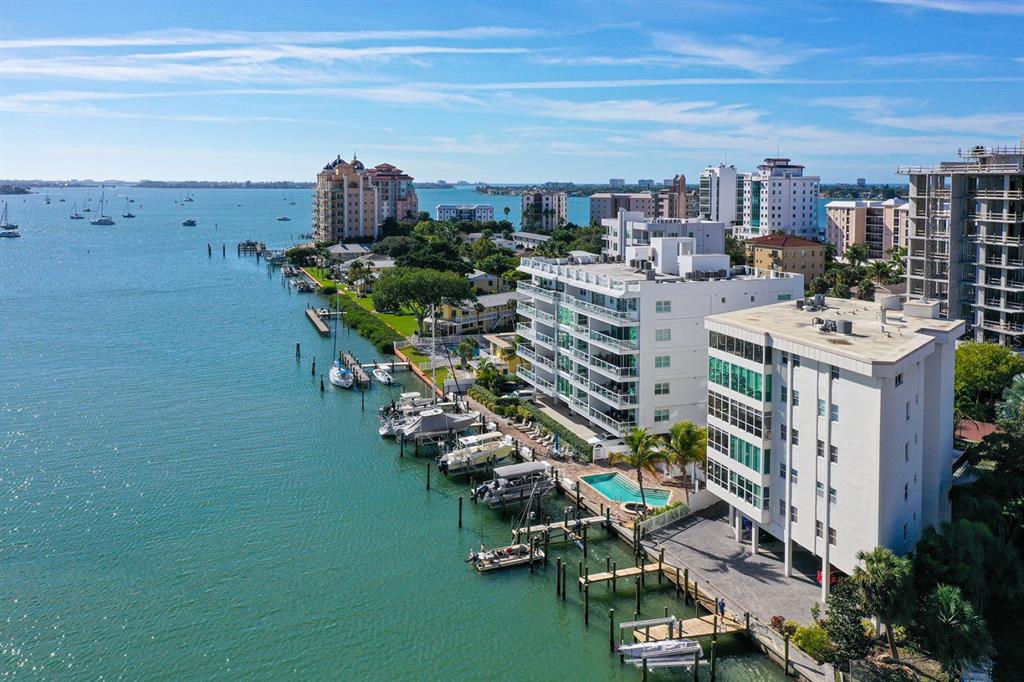 660 GOLDEN GATE POINT UNIT 32