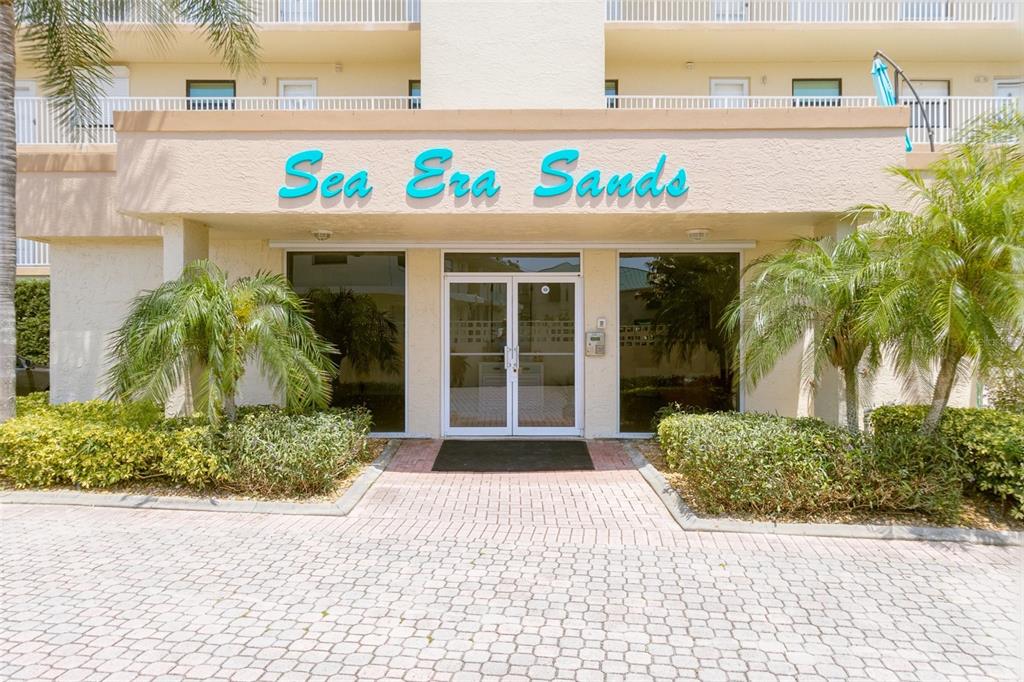 555 HARRISON AVENUE UNIT 402