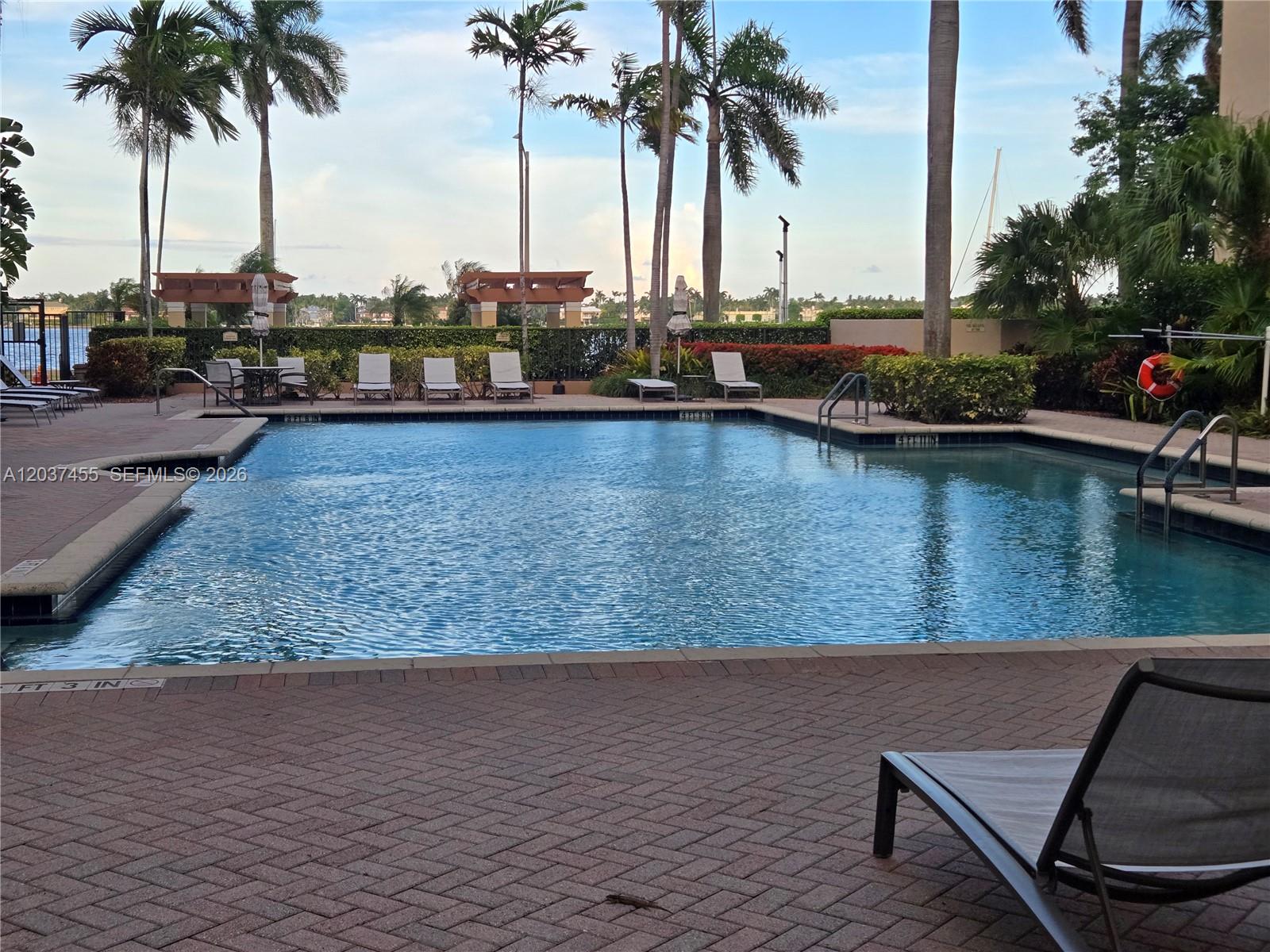 1801 N Flagler Dr # 822, West Palm Beach FL 33407