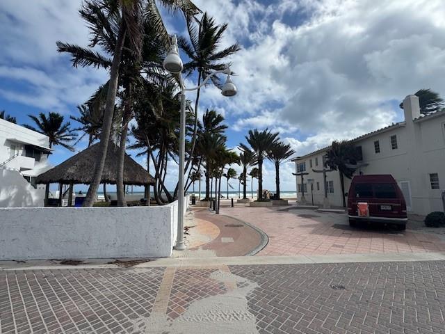 315 Mckinley Street, Hollywood FL 33019
