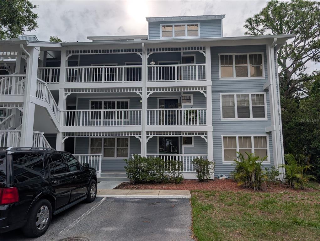 2577 DOLLY BAY DRIVE UNIT 302