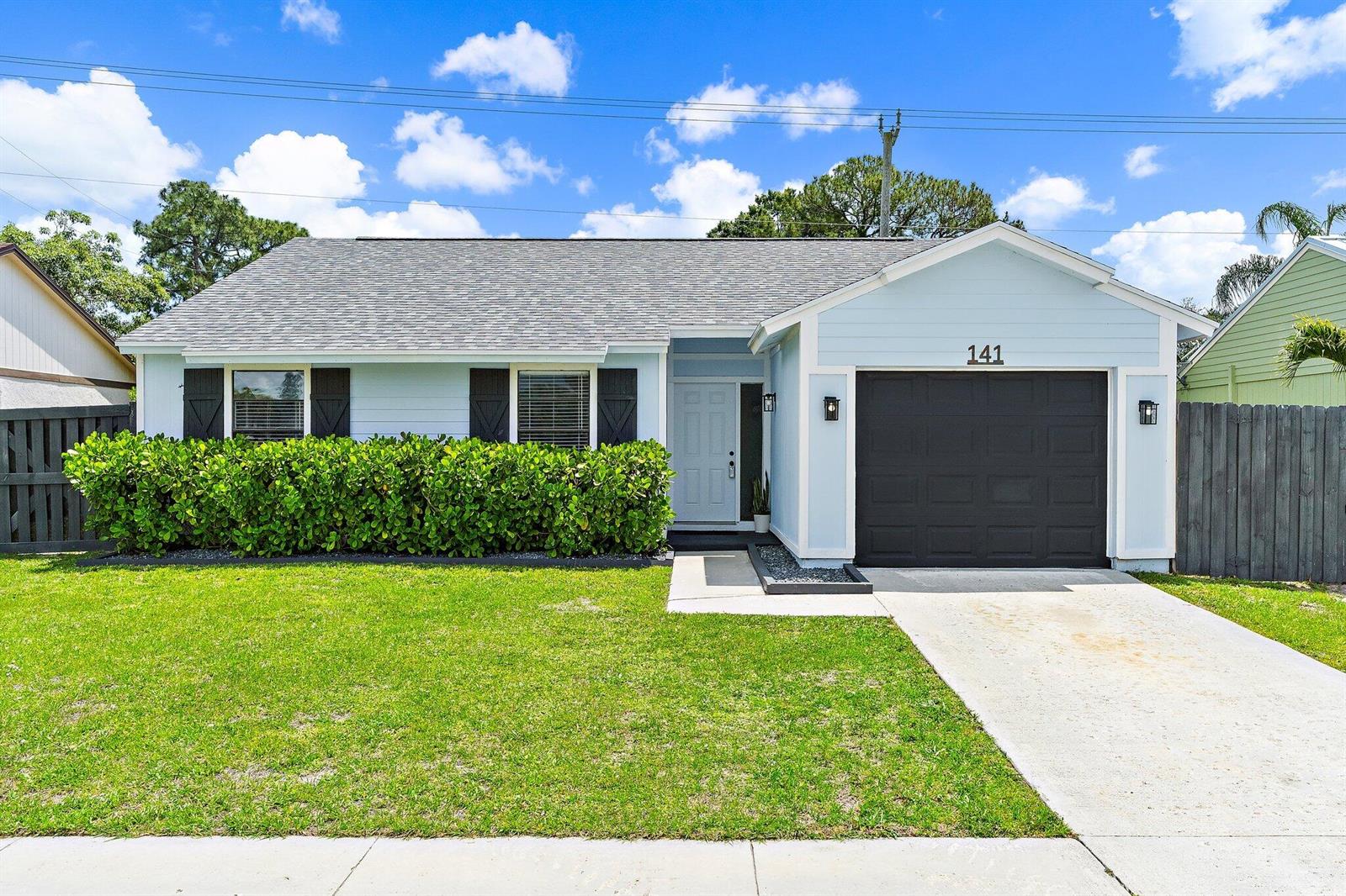 141 Rosewood Circle, Jupiter FL 33458