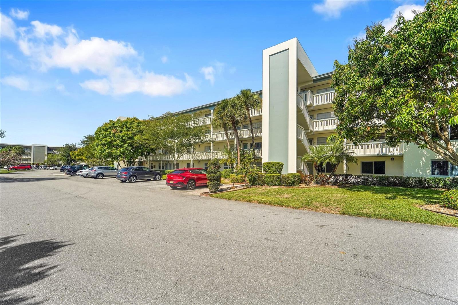 2501 Antigua Terrace # 4, Coconut Creek FL 33066