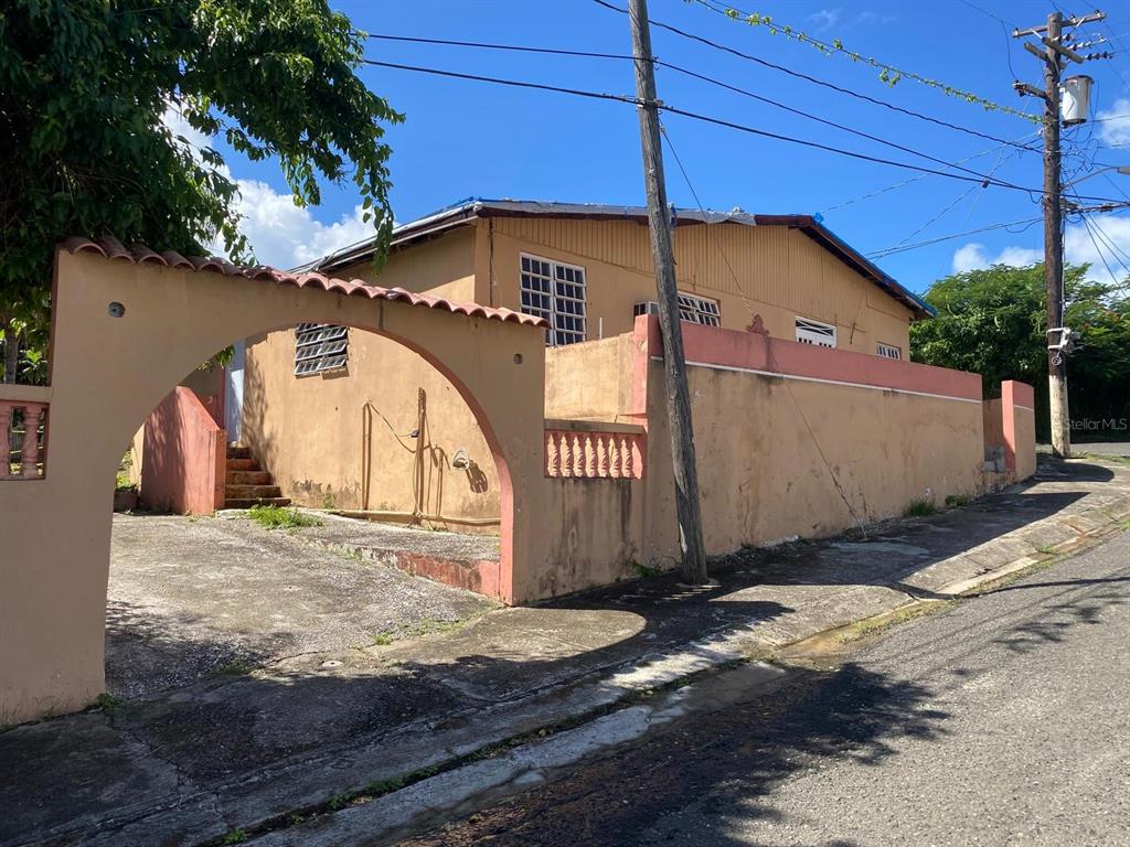 2 CALLE, GUAYAMA, PR — photo 2 of 19
