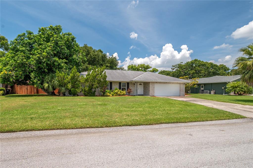 305 HERNANDO ROAD, WINTER HAVEN, FL — photo 2 of 30