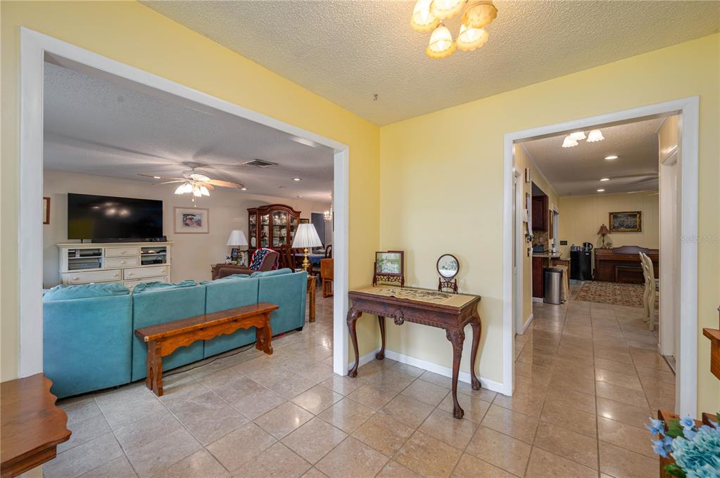 305 HERNANDO ROAD, WINTER HAVEN, FL — photo 4 of 30