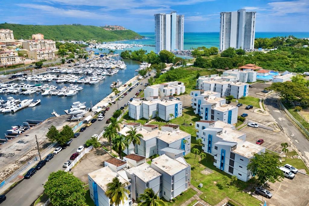 E-302 COND. VILLA MARINA UNIT 302