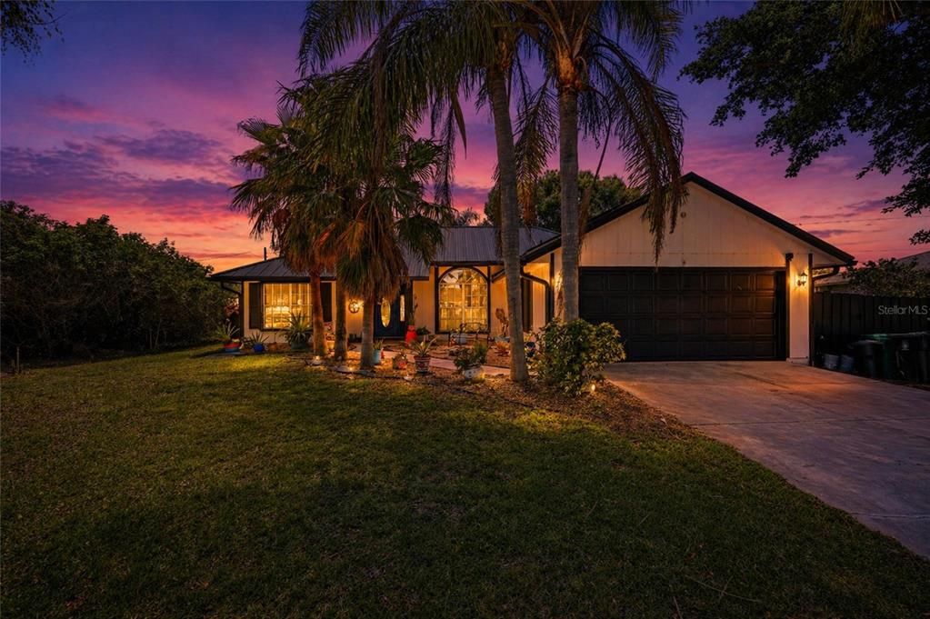 440 SW BRADSHAW CIRCLE