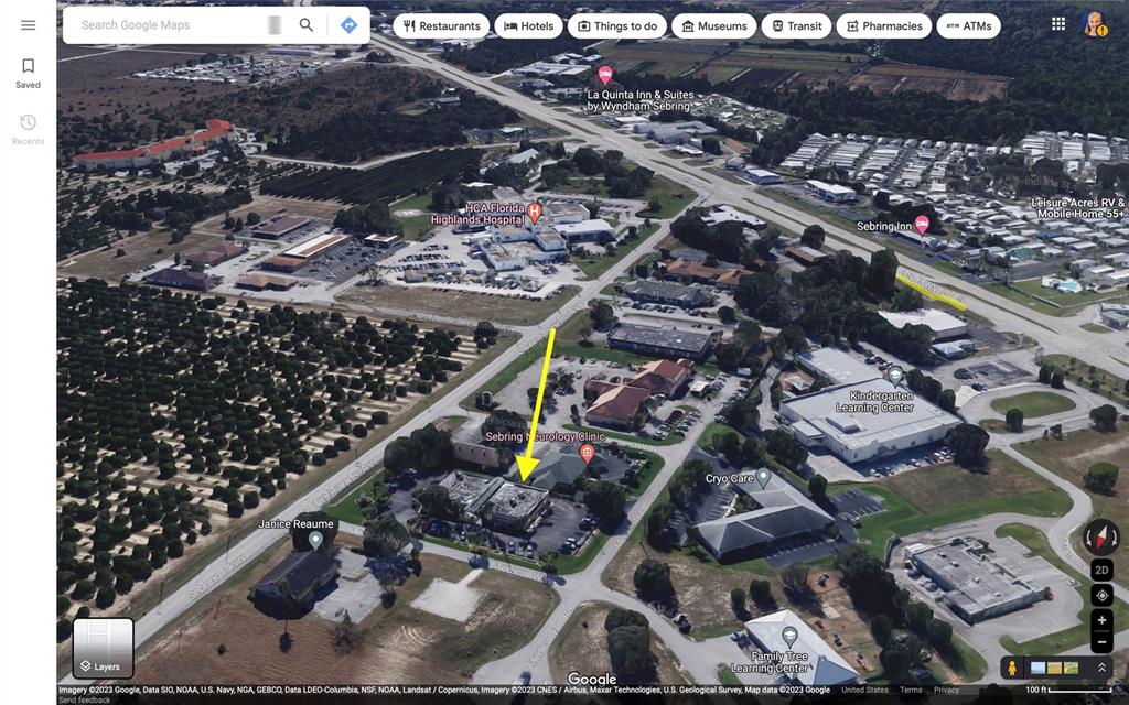 This is a satellite map view showing a medical office building with a yellow arrow — 3205 MEDICAL WAY UNIT 104, SEBRING, FL