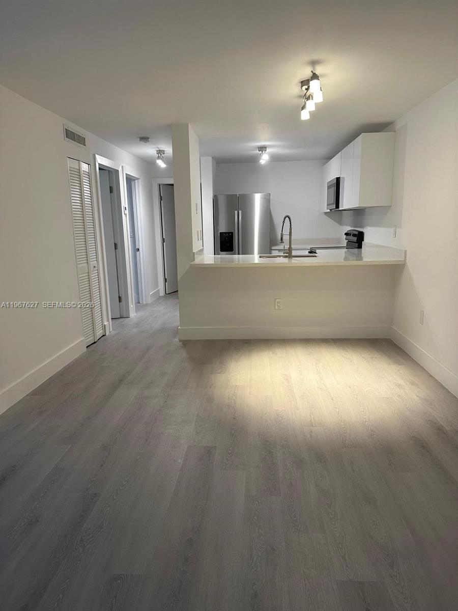 210 SW 11th St # 510, Miami FL 33130