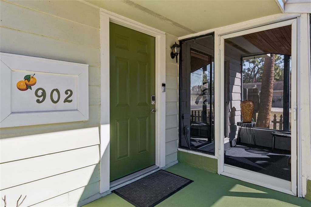 902 BELTREES STREET, DUNEDIN, FL — photo 4 of 30