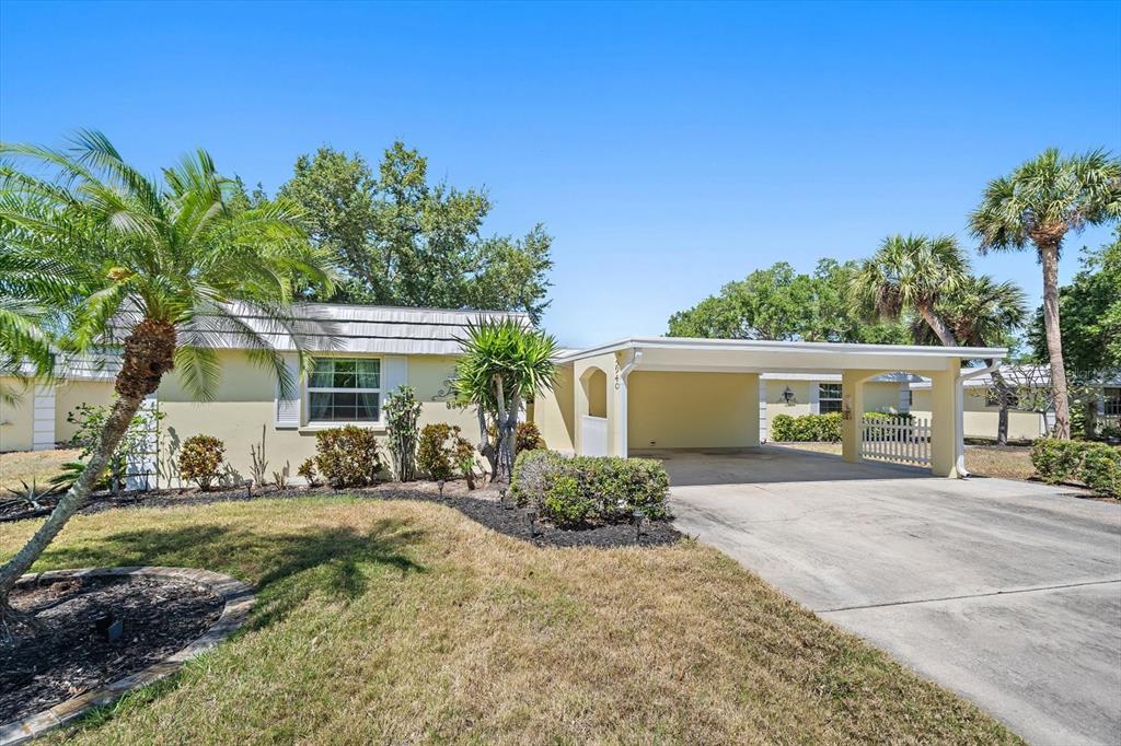 5940 DRIFTWOOD AVENUE UNIT 15