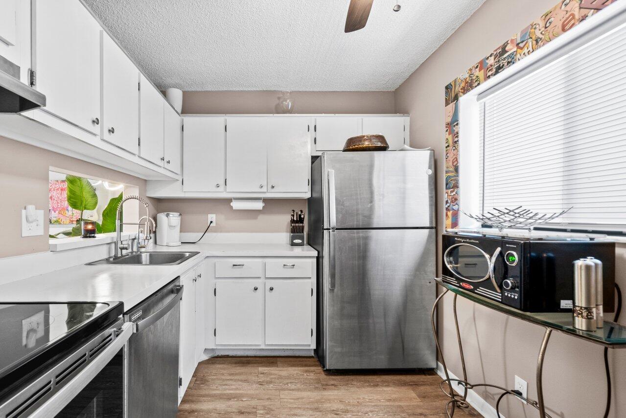 5100 Las Verdes Circle # 316, Delray Beach FL 33484
