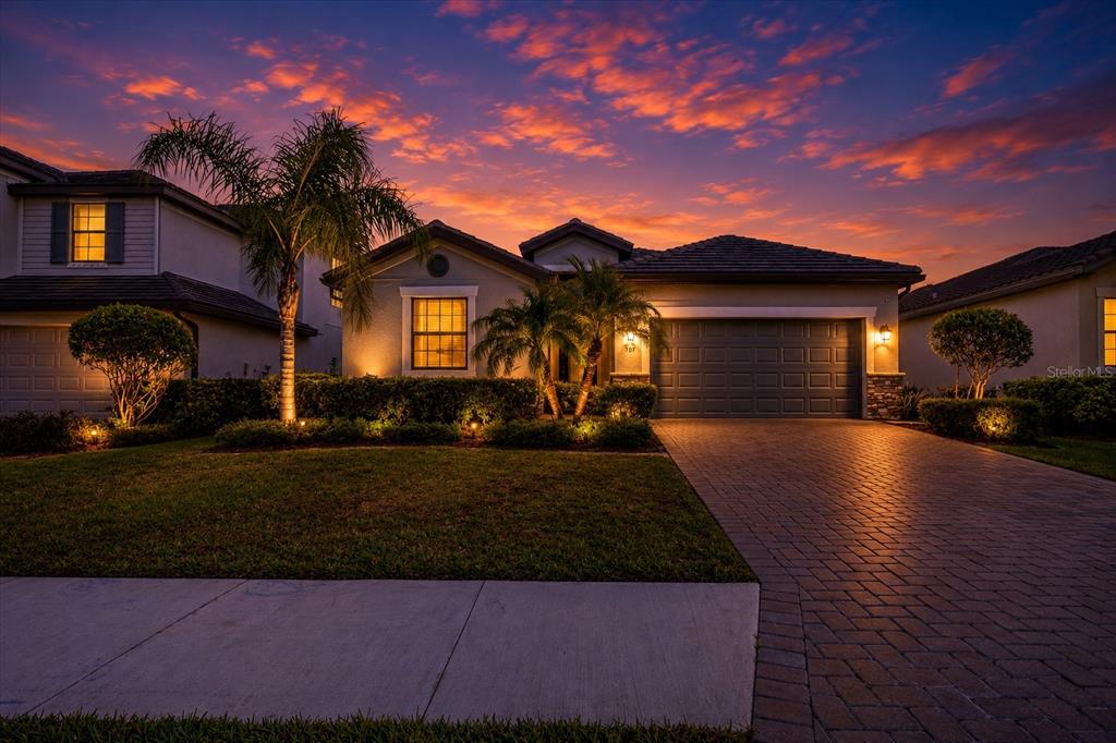 707 FIRE BUSH COURT