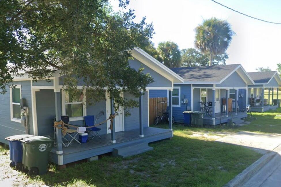 909 Avenue B, Fort Pierce FL 34950