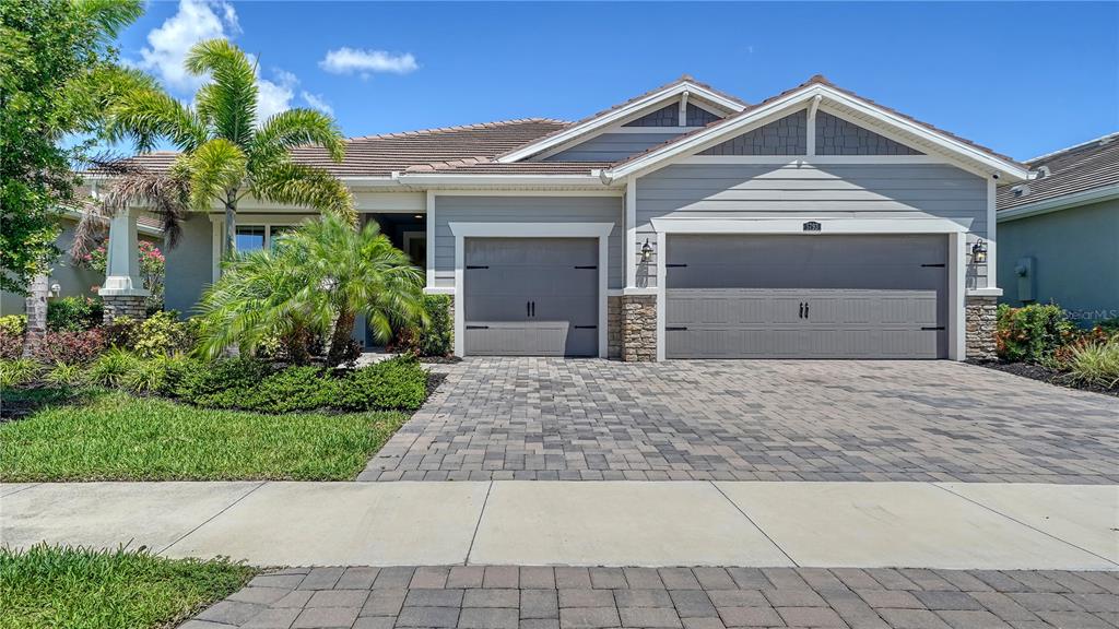 5793 LONG SHORE LOOP
