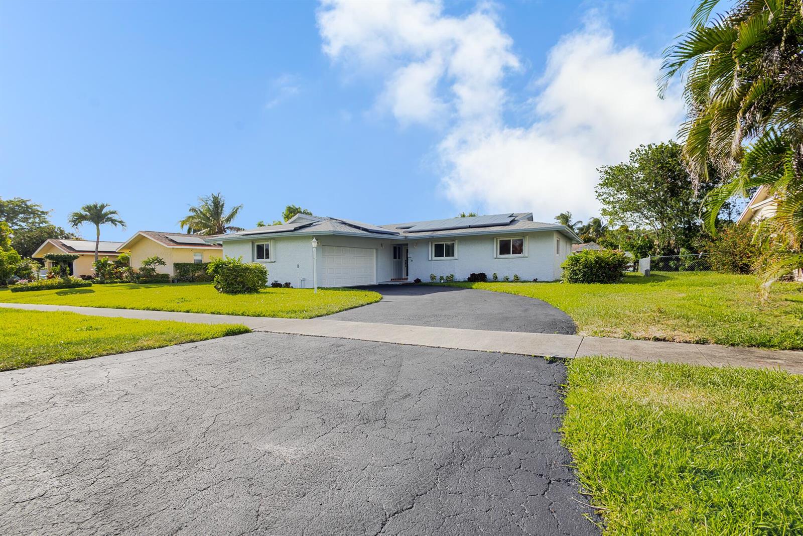 3097 Dolphin Drive, Delray Beach FL 33445