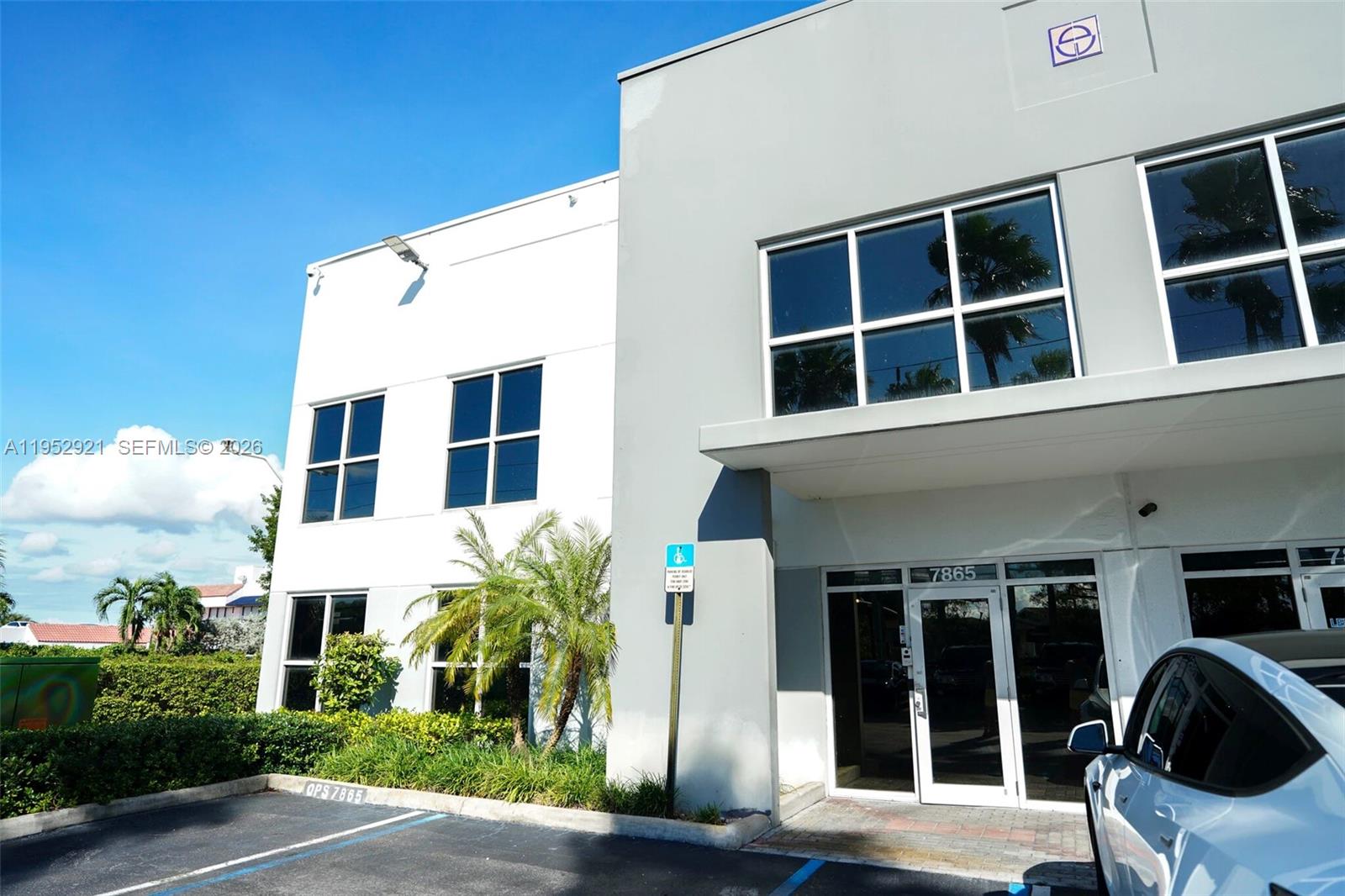 7865 NW 46th St # 8, Doral FL 33166