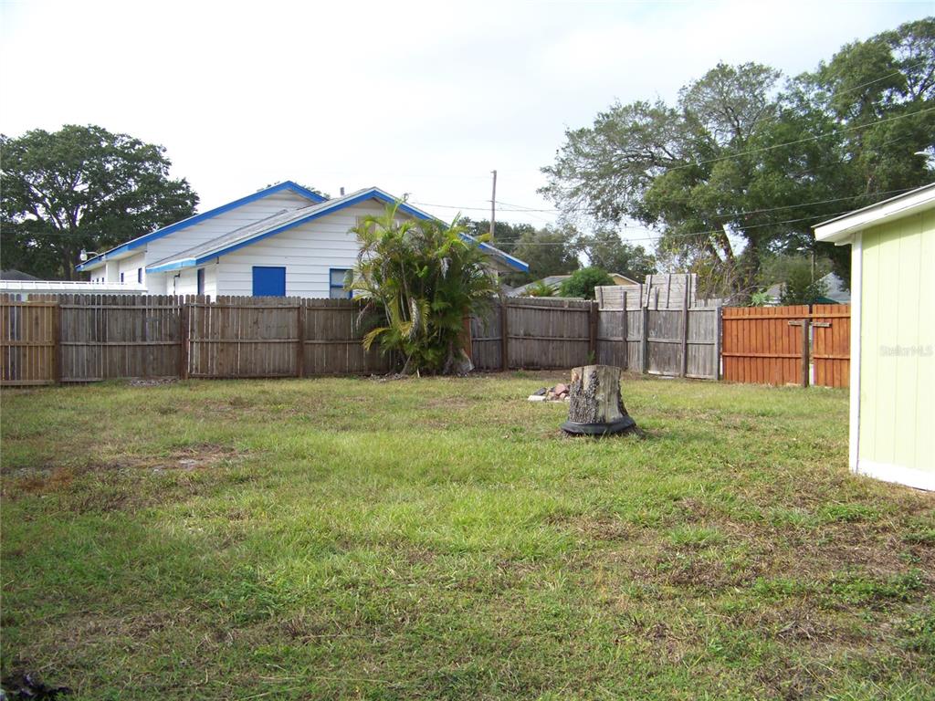 1554 TILLEY AVENUE, CLEARWATER, FL — photo 3 of 18