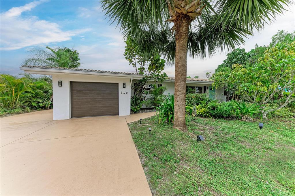 449 W TARPON BOULEVARD NW