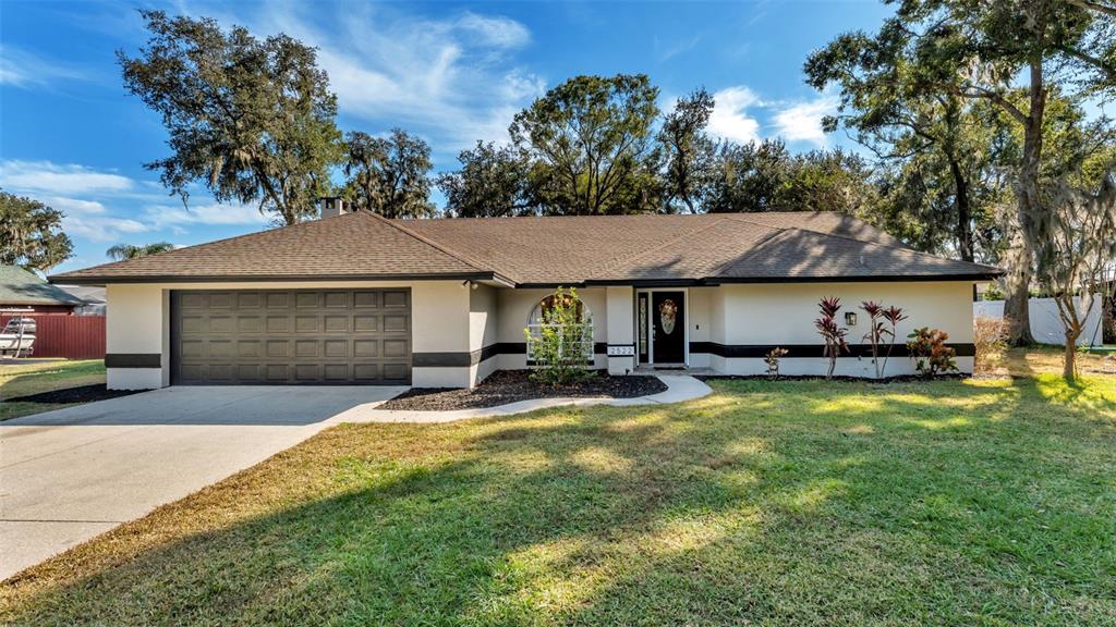2522 TWELVE POINT DRIVE
