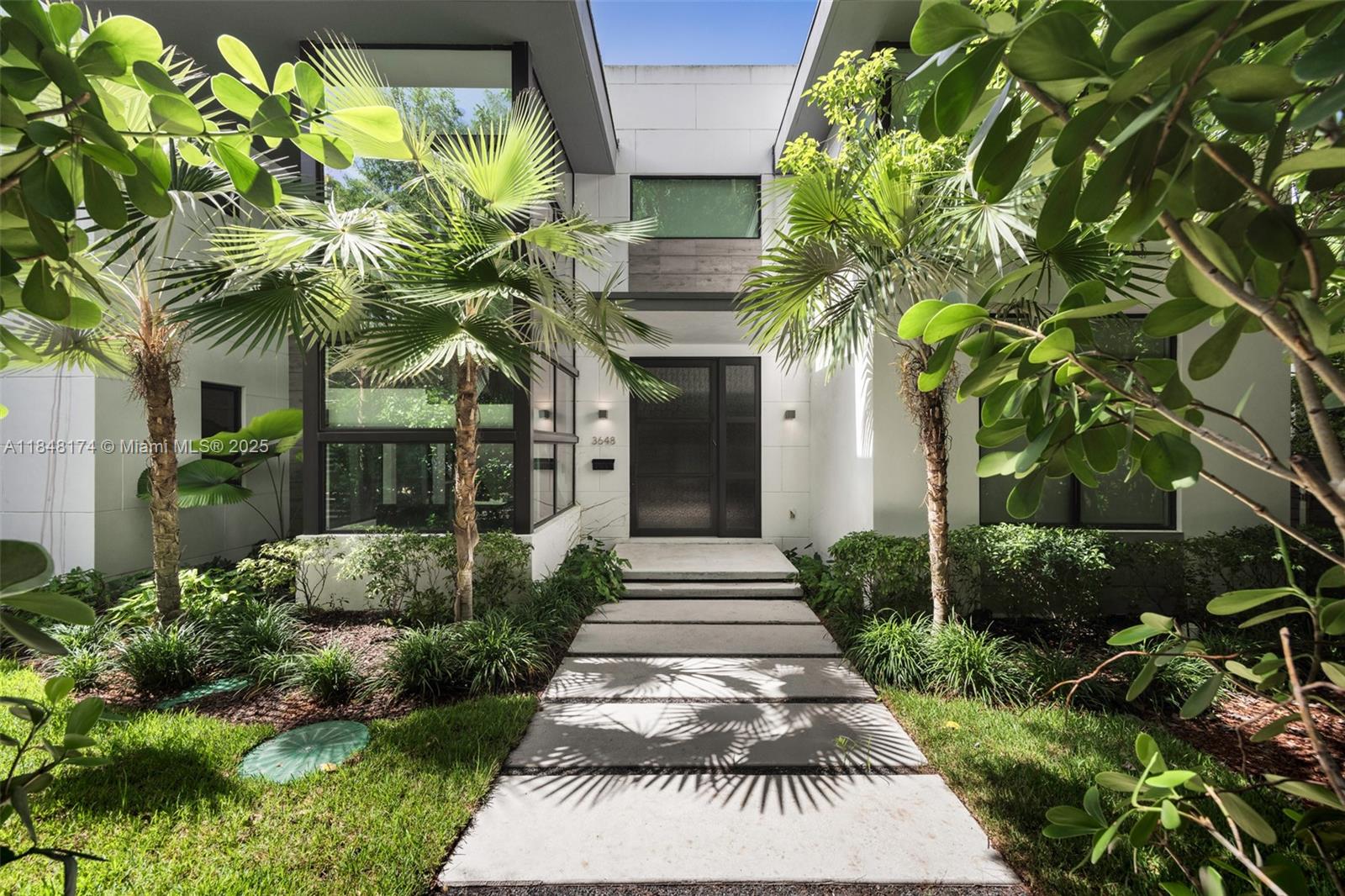 3648 Loquat Ave, Coconut Grove FL 33133