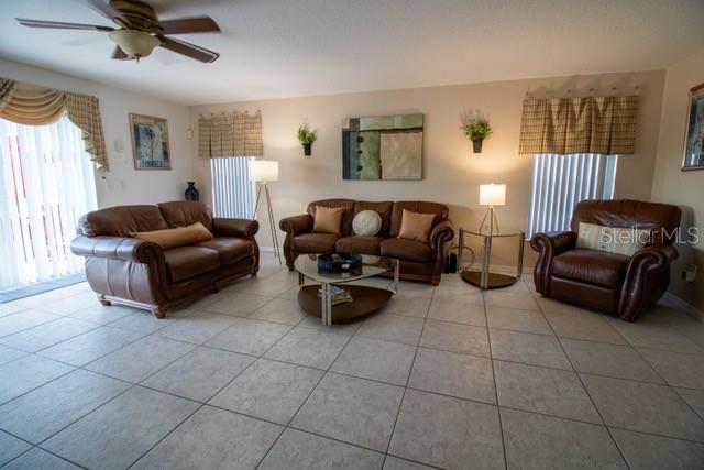 2704 PRESTWICK LANE, KISSIMMEE, FL — photo 4 of 30