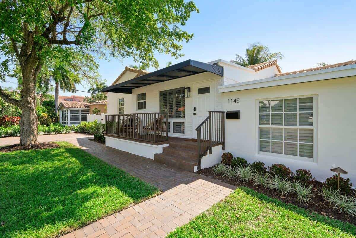 1145 NE 18th Avenue, Fort Lauderdale FL 33304
