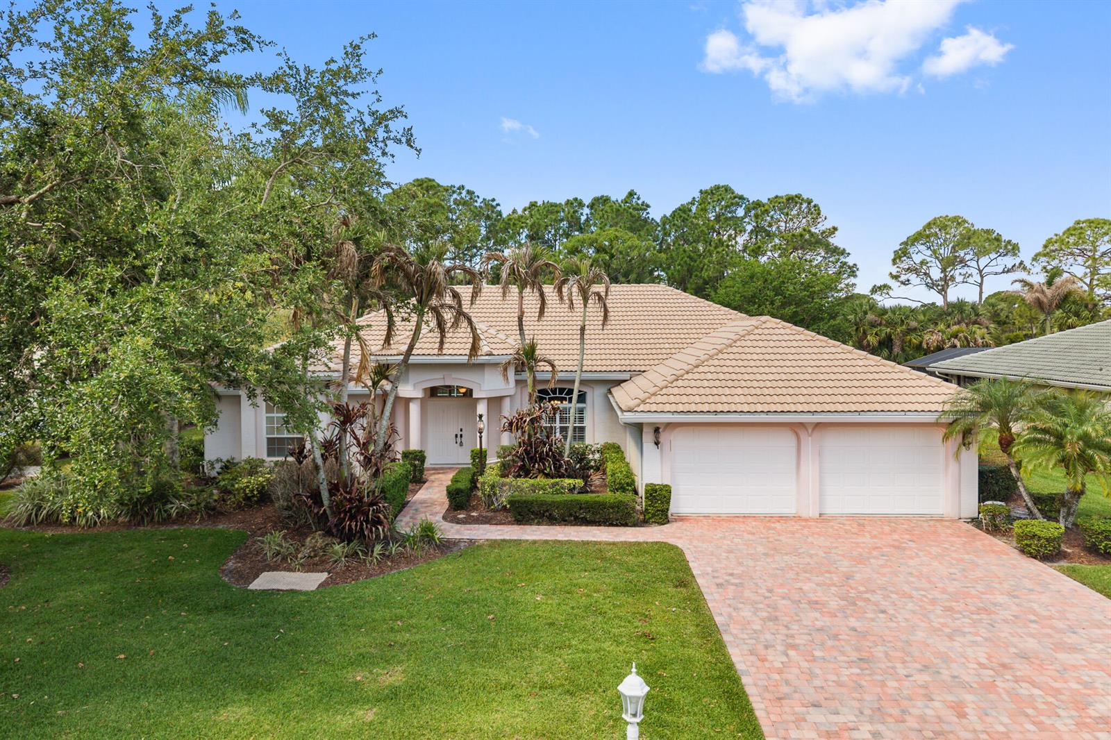 1184 SW Mirror Lake Cove, Port St. Lucie FL 34986
