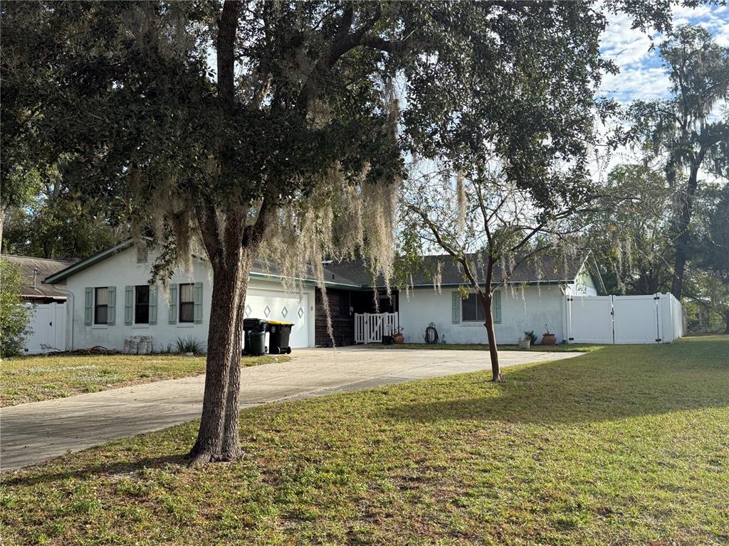 664 HEATHER LANE