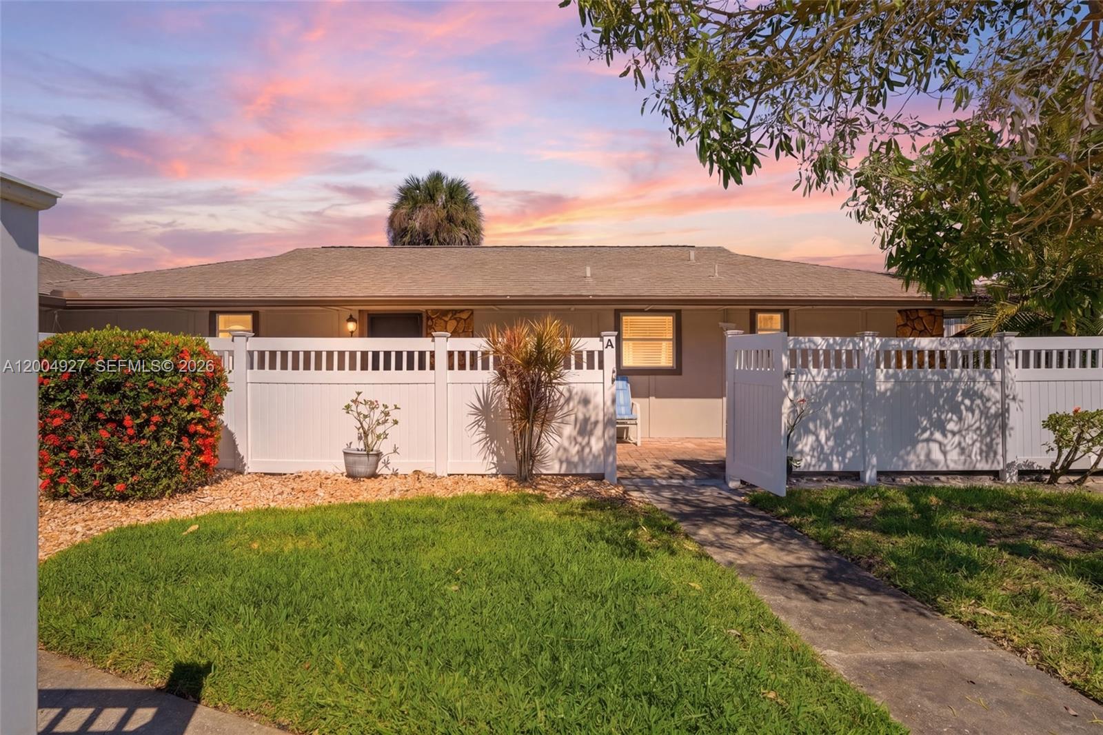 4289 Island CIR # 1, Fort Myers FL 33919