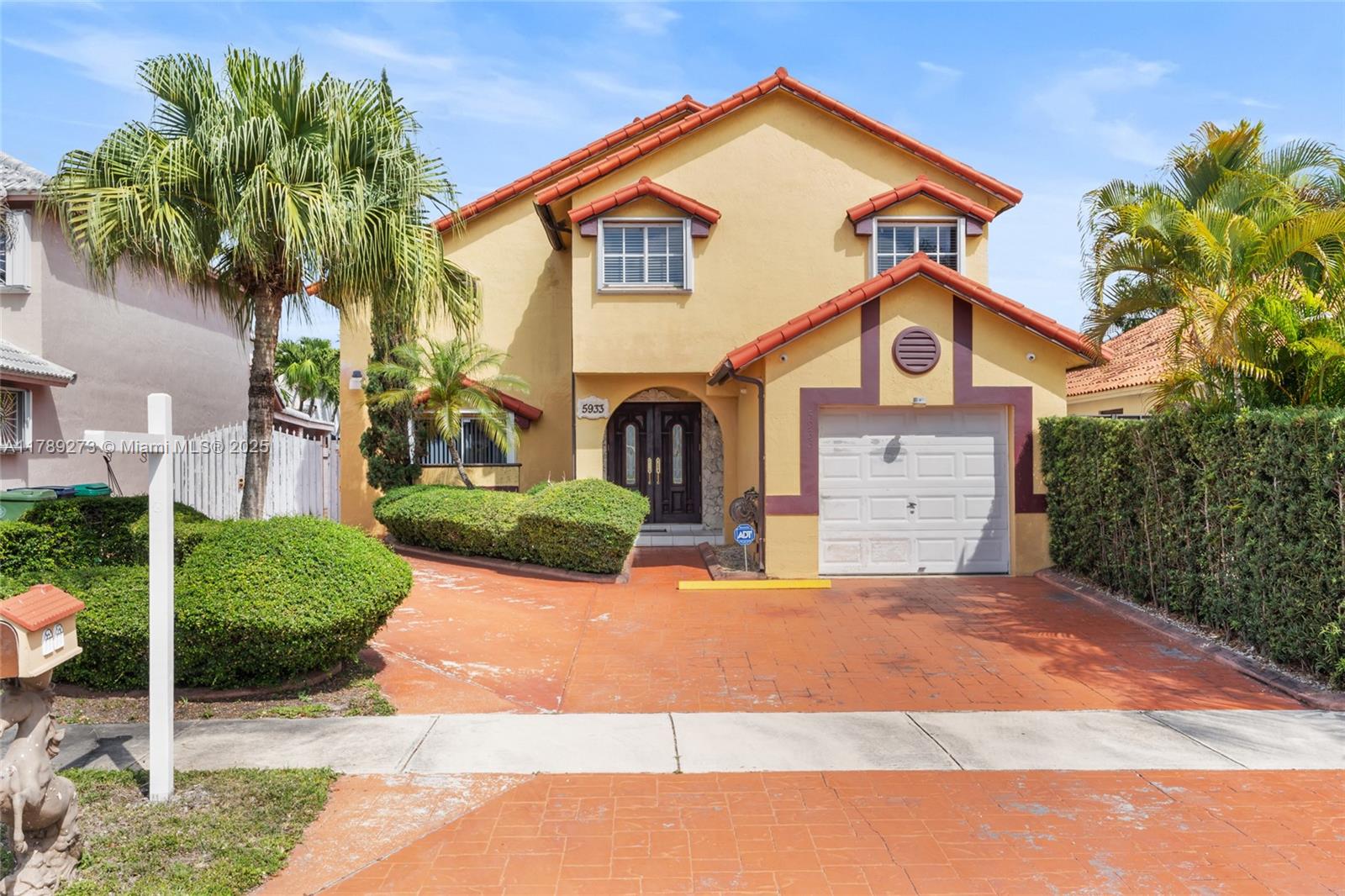 5933 SW 151st Pl, Miami FL 33193