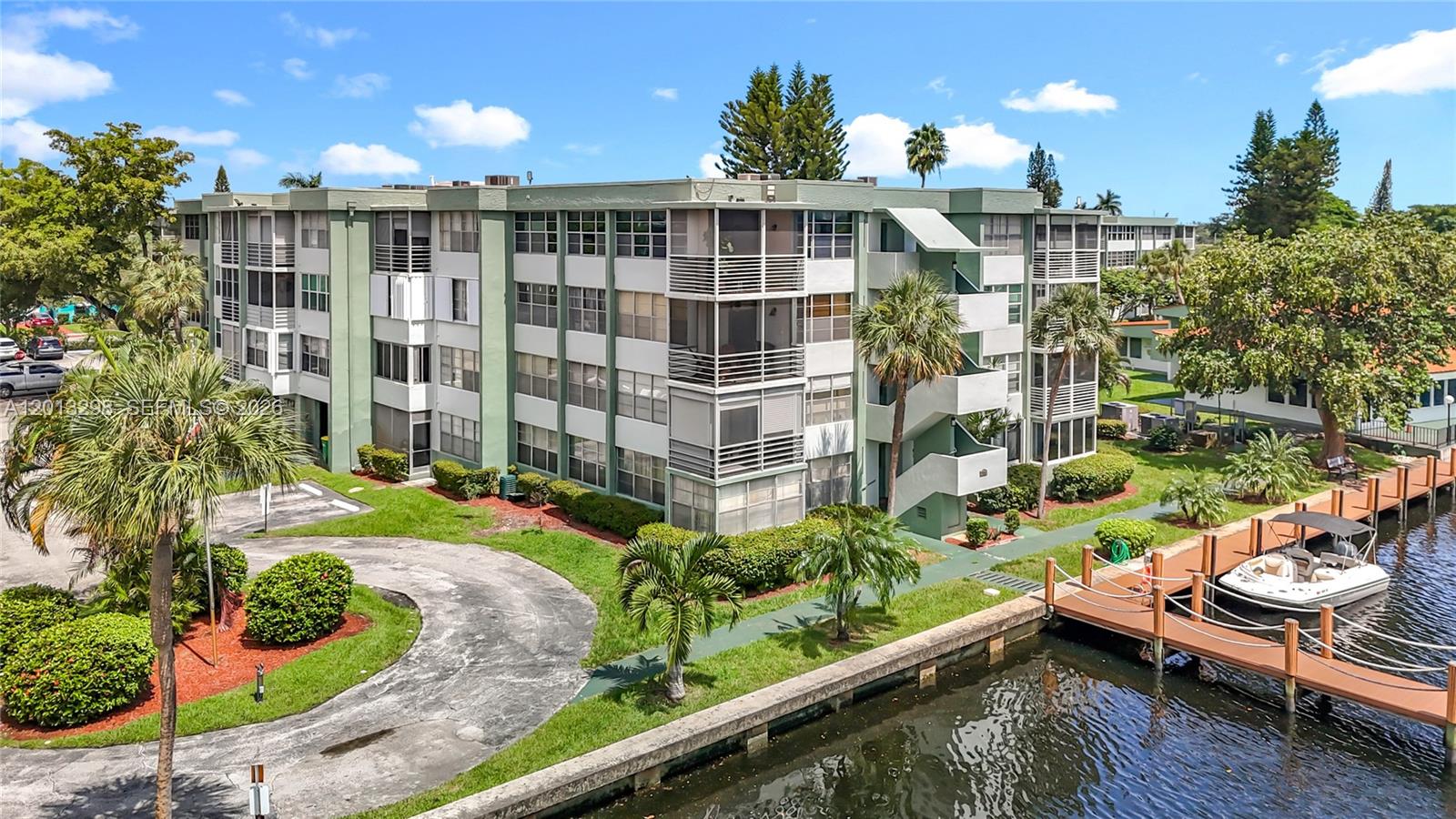 2751 Taft St # 304, Hollywood FL 33020