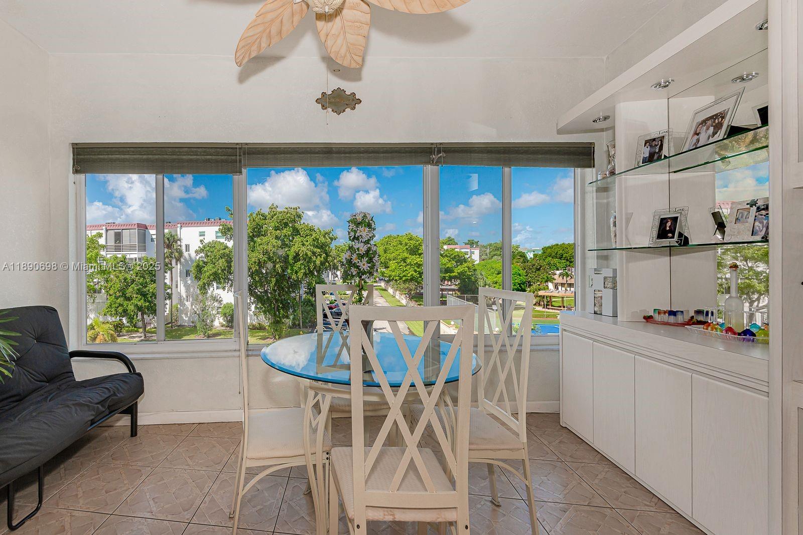 3990 NW 42nd Ave # 302, Lauderdale Lakes FL 33319