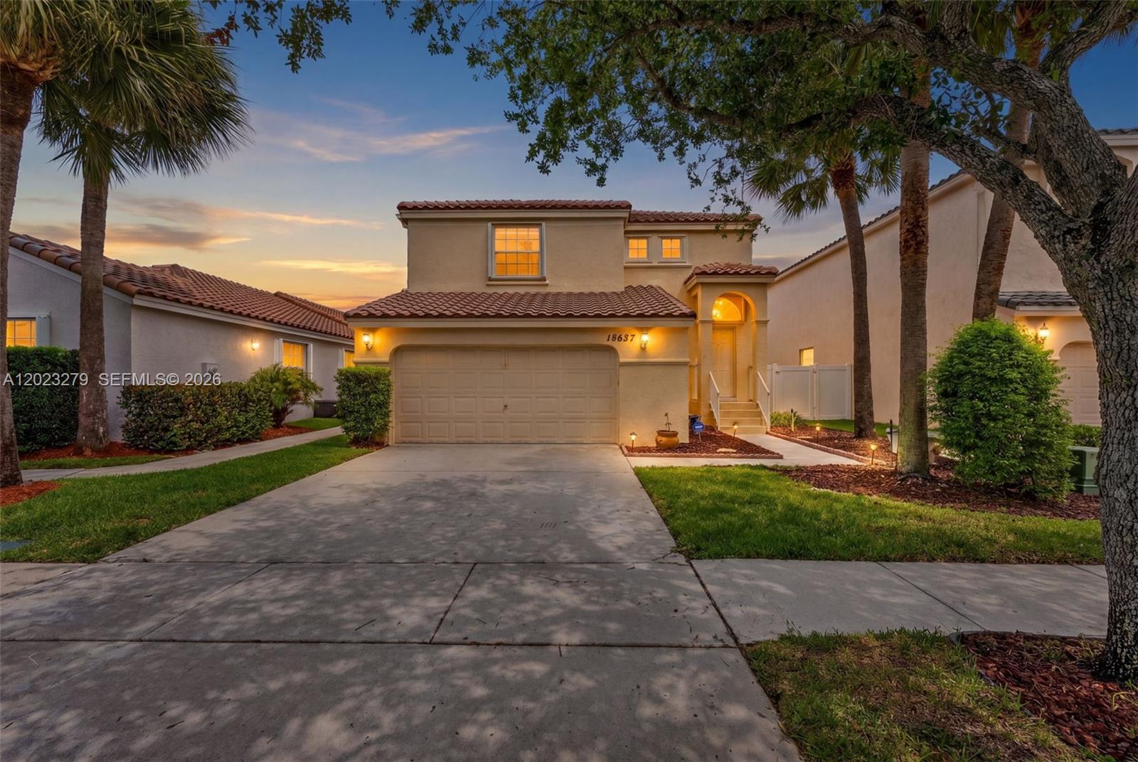 15657 NW 12th Mnr, Pembroke Pines FL 33028
